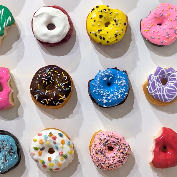 Nelson de la Nuez: Glazed Pop Donuts image 4
